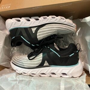 VIONIC Fortune Sneaker 7.5